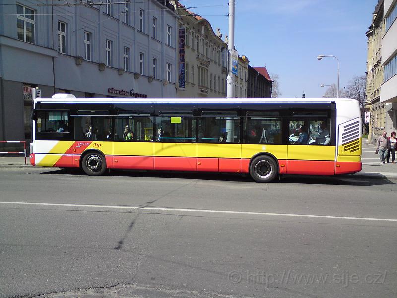 Autobus MHD Adalbertinum
