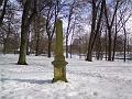 Pomník Víta Nováka v zimě